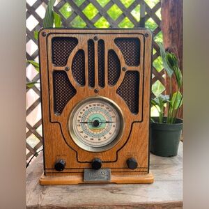 Vintage Thomas Radio Museum Series